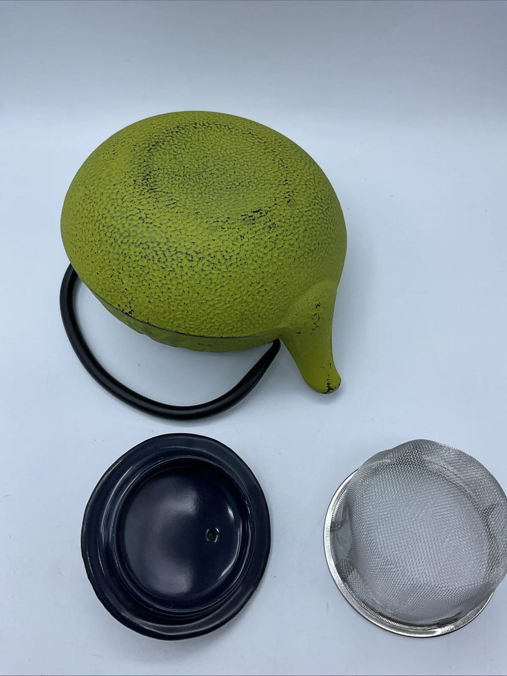 Kyusu Teapot Cast Iron Creative home, Lime Green, Bamboo Design, Infusion Basket