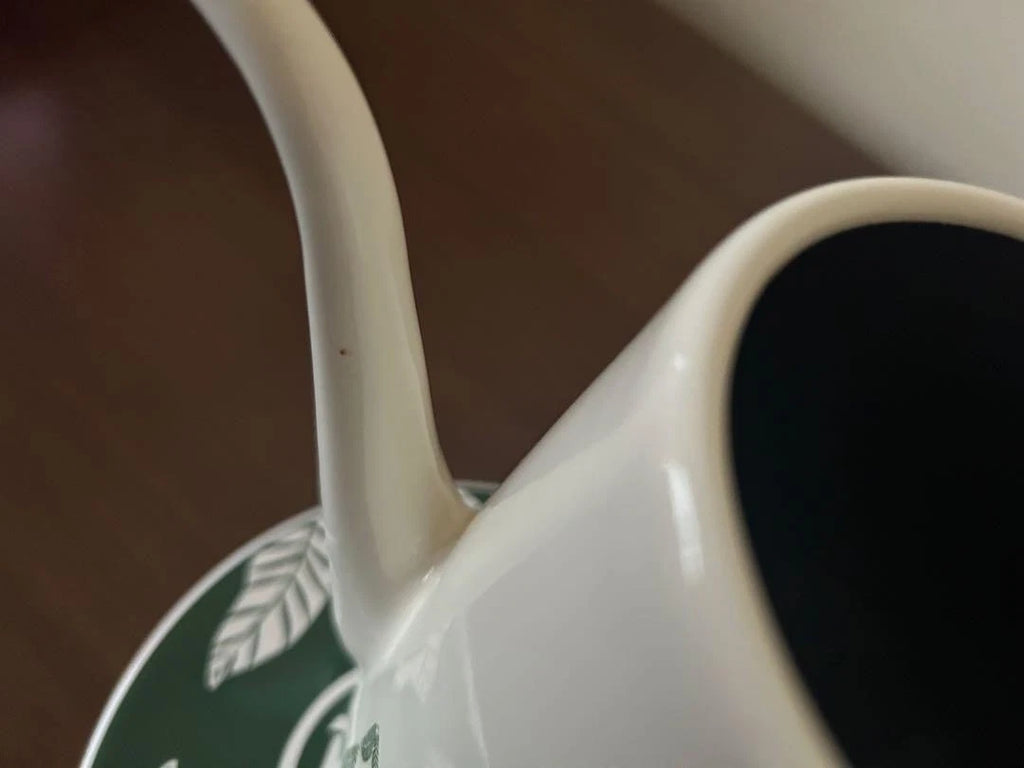 Kettle Delmonte with Hot Pad 2019 Gift-Hooped Enamel Used, Minor Scratches