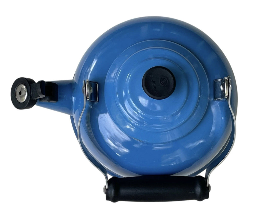 Le Creuset Classic Whistling 1.7 Quart Tea Kettle Enamel-on-Steel Lapis Blue EUC