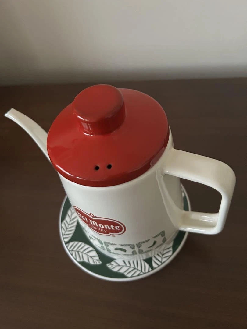 Kettle Delmonte with Hot Pad 2019 Gift-Hooped Enamel Used, Minor Scratches