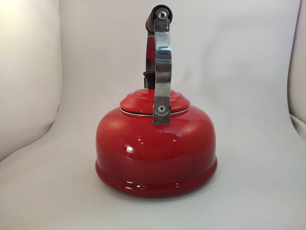 Le Creuset Cerise Red Metal/Enamel Kettle