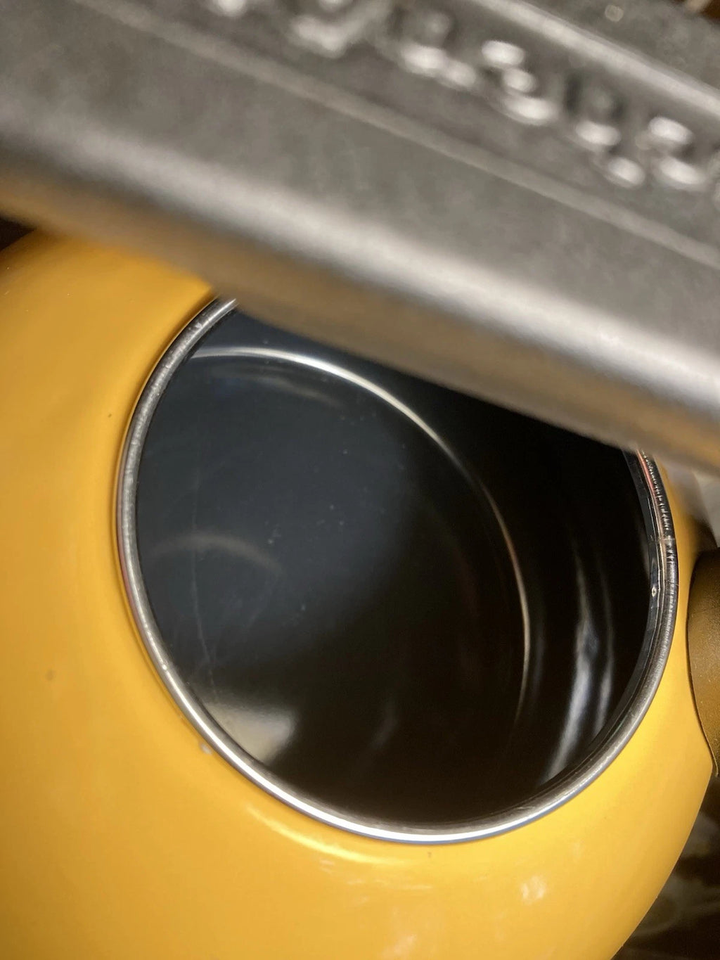 KitchenAid 1.5  Qt. Yellow Whistling Tea Pot VintageMid-Century Modern Clean