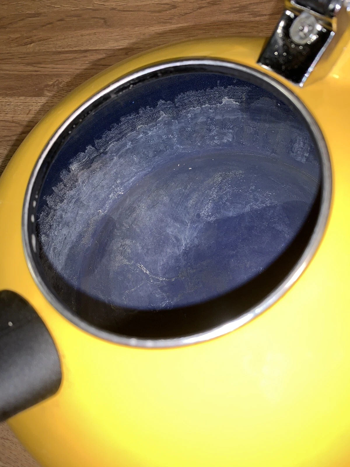 Chantal Yellow LIVESTRONG 1.8 Qt Enamel-Steel Loop Whistling Tea Kettle Pot