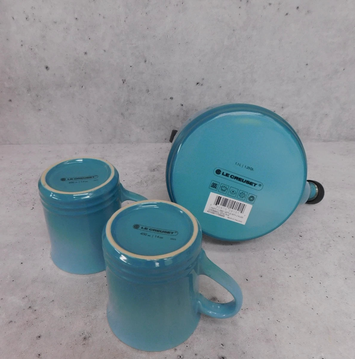 Le Creuset Enamel on Steel 1.25 Quart Demi Tea Kettle and 2 Mug Set, Caribbean
