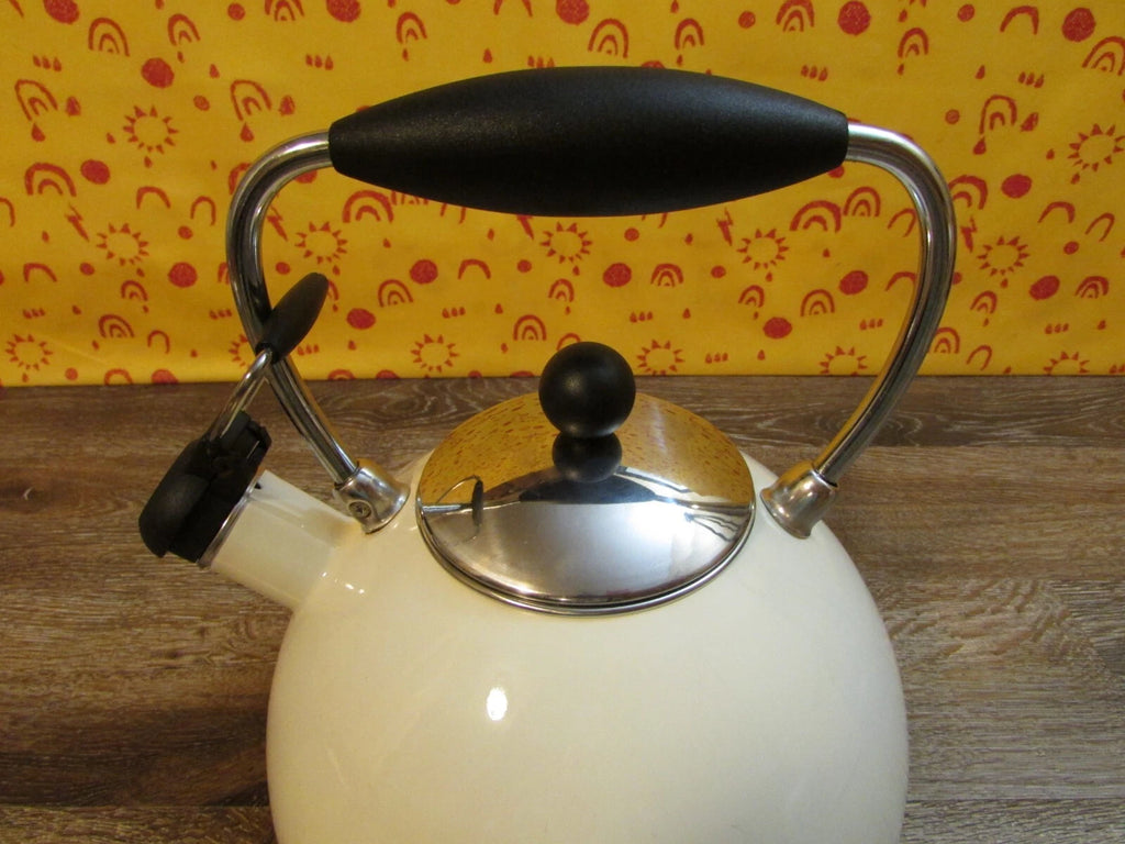 COPCO Whistling Teapot Tea Kettle Cream Enamel Tea Pot 2.5 Qts