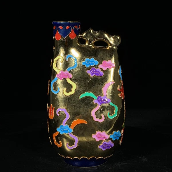 7.2‘’Leather bag-shaped pot with enamel colors of official kiln in Song Dynasty.