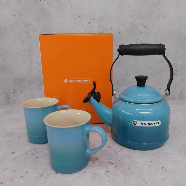 Le Creuset Enamel on Steel 1.25 Quart Demi Tea Kettle and 2 Mug Set, Caribbean