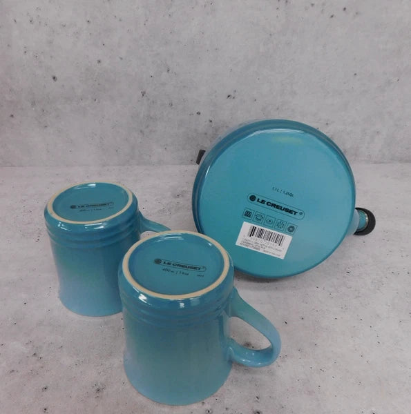 Le Creuset Enamel on Steel 1.25 Quart Demi Tea Kettle and 2 Mug Set, Caribbean