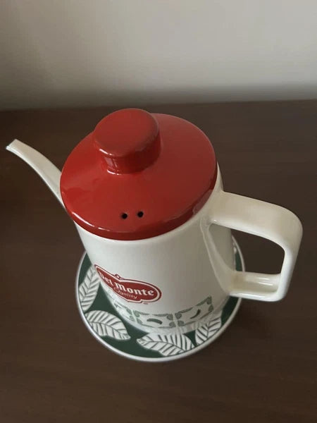 Kettle Delmonte with Hot Pad 2019 Gift-Hooped Enamel Used, Minor Scratches