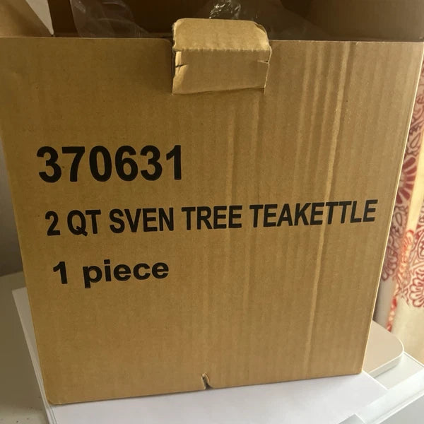 Chantal Whistling Teakettle 2 QT Enamel Brand New In Box