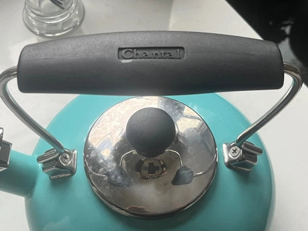 Chantal Whistling Teapot Tea Kettle Aqua Turquoise Enamel Great condition