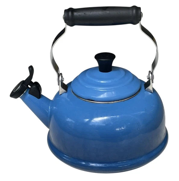 Le Creuset Classic Whistling 1.7 Quart Tea Kettle Enamel-on-Steel Lapis Blue EUC