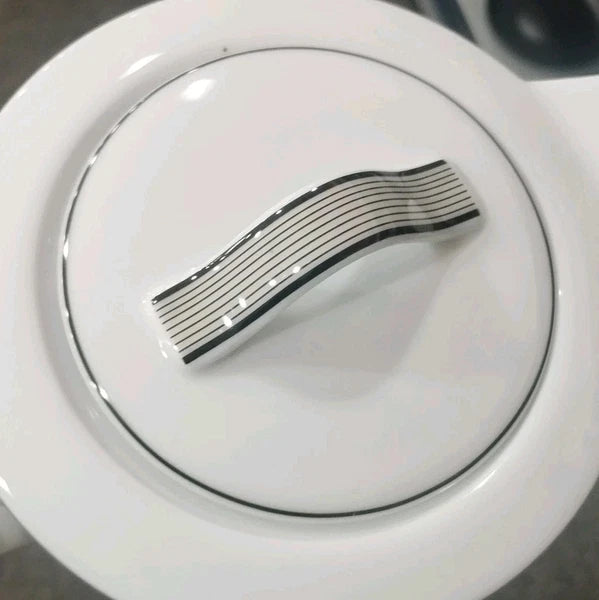 FAIRMONT & MAIN ART DECO INSPIRED FINE WHITE PORCELAIN CHINA 'DECO' TEAPOT (1L)