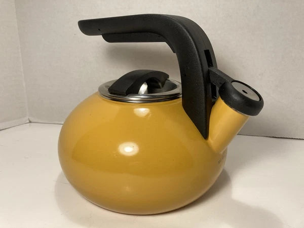 KitchenAid 1.5  Qt. Yellow Whistling Tea Pot VintageMid-Century Modern Clean
